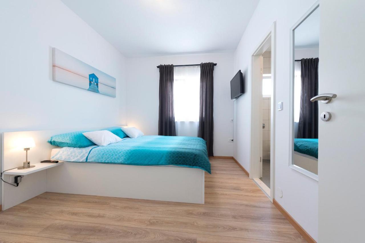 Holiday Home Lana Supetar Exterior foto